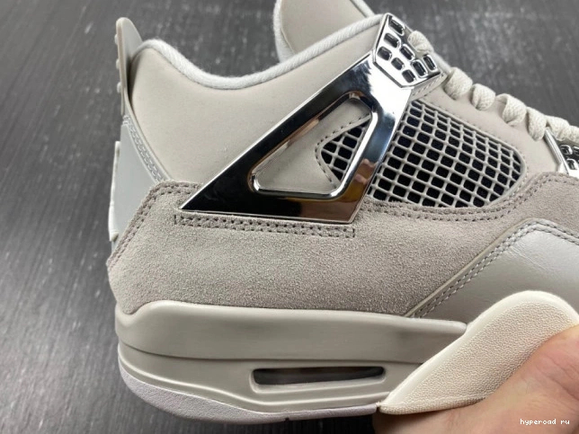 Frozen Air Moments Jordan AQ9129-001 4 1110